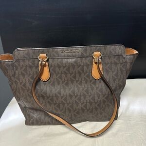 michael kors handbag